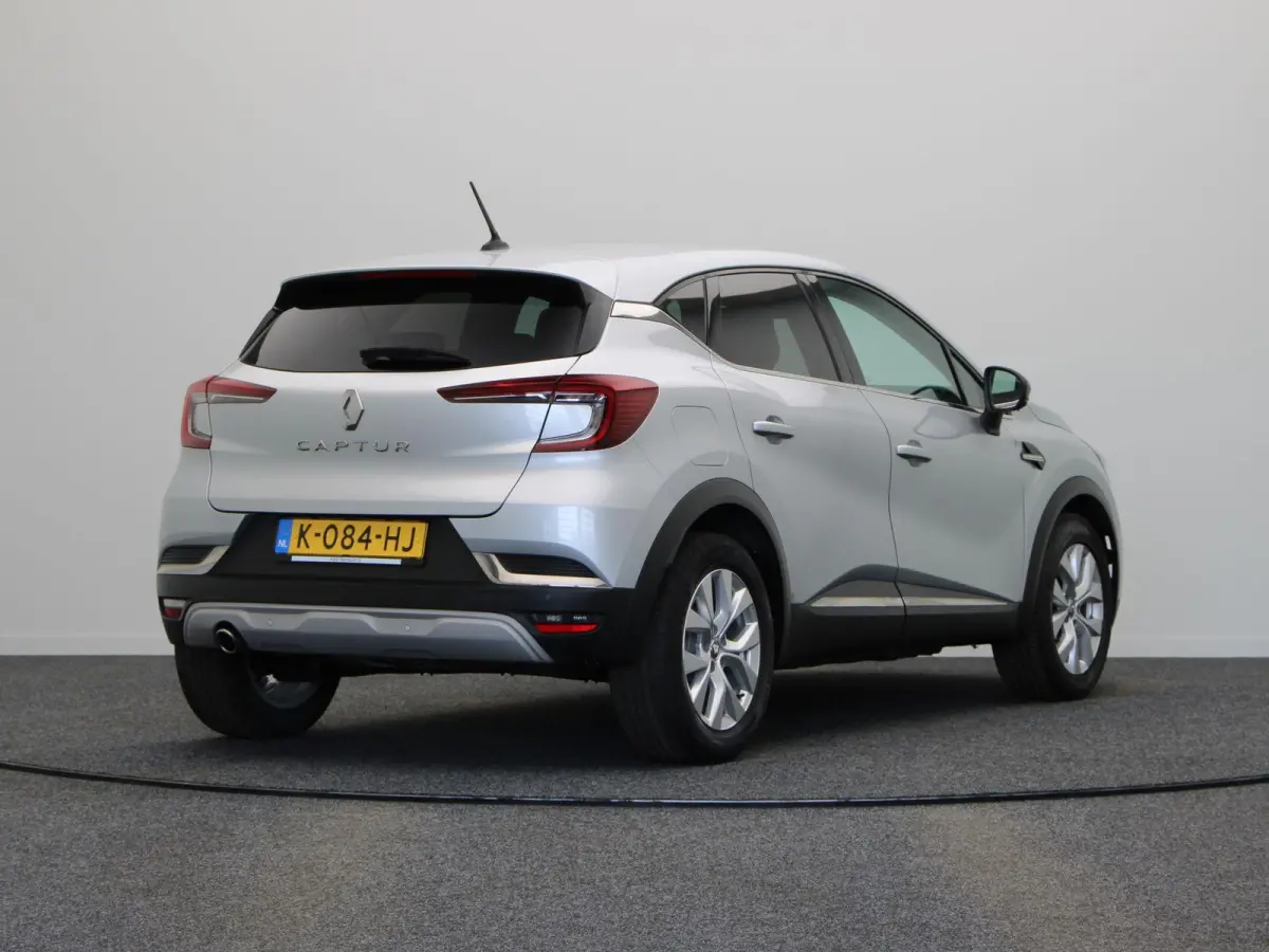 TCe 100pk Intens | Climate Control | Keyless entry en start | Parkeersensoren achter | Lichtmetalen velgen | Apple Carplay & Android Auto |