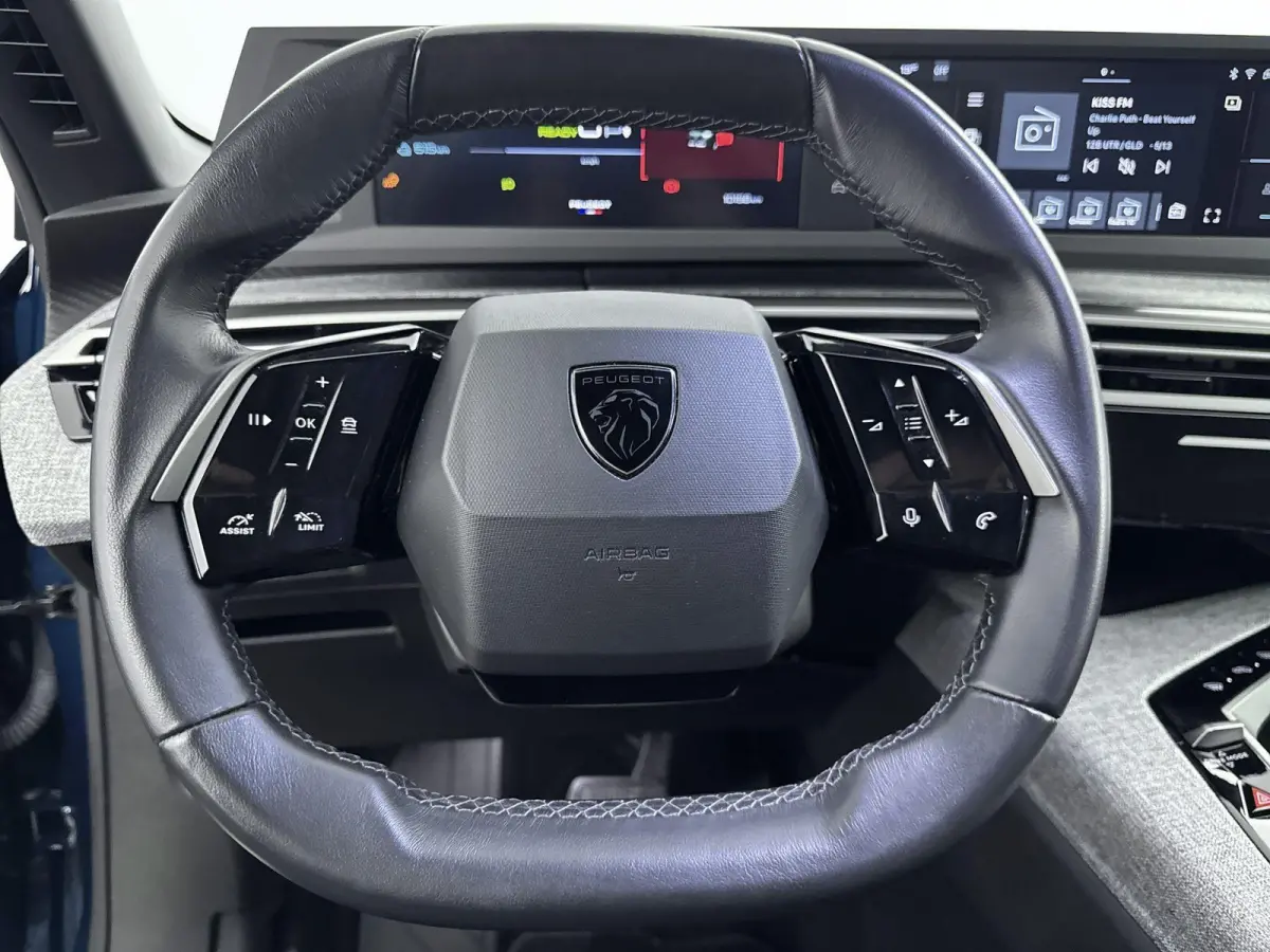 Allure Avantage 210pk 73 kWh | Accu 97% | Trekhaak | Navigatie | Draadloos Carplay | Warmtepomp | Camera |