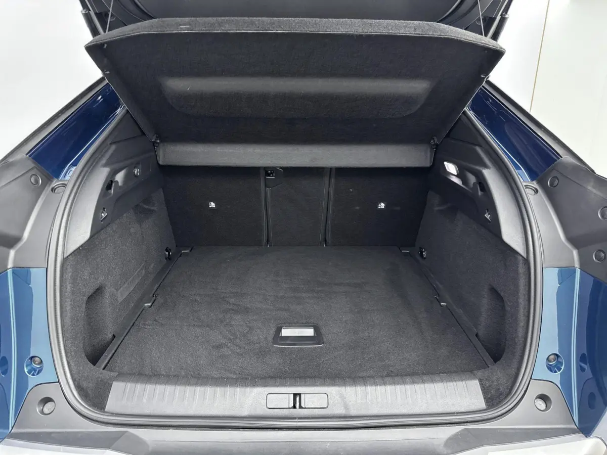Allure Avantage 210pk 73 kWh | Accu 97% | Trekhaak | Navigatie | Draadloos Carplay | Warmtepomp | Camera |