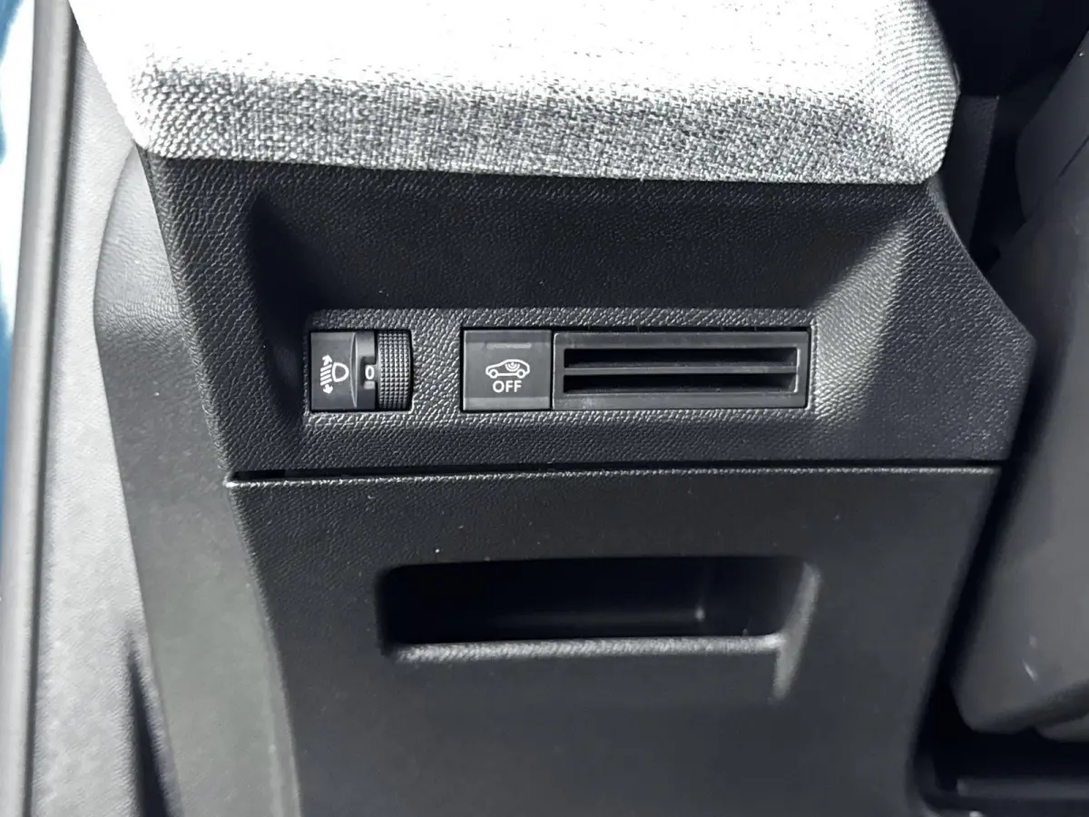 Allure Avantage 210pk 73 kWh | Accu 97% | Trekhaak | Navigatie | Draadloos Carplay | Warmtepomp | Camera |