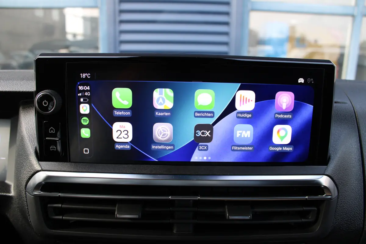 STX L3 75 kWh 136 PK | 8 JAAR GARANTIE | LEDER | CAMERA | BETIMMERING | STOEL + STUUR VERWARMING | DRAADLOOS CARPLAY | VOORRAADVOORDEEL !