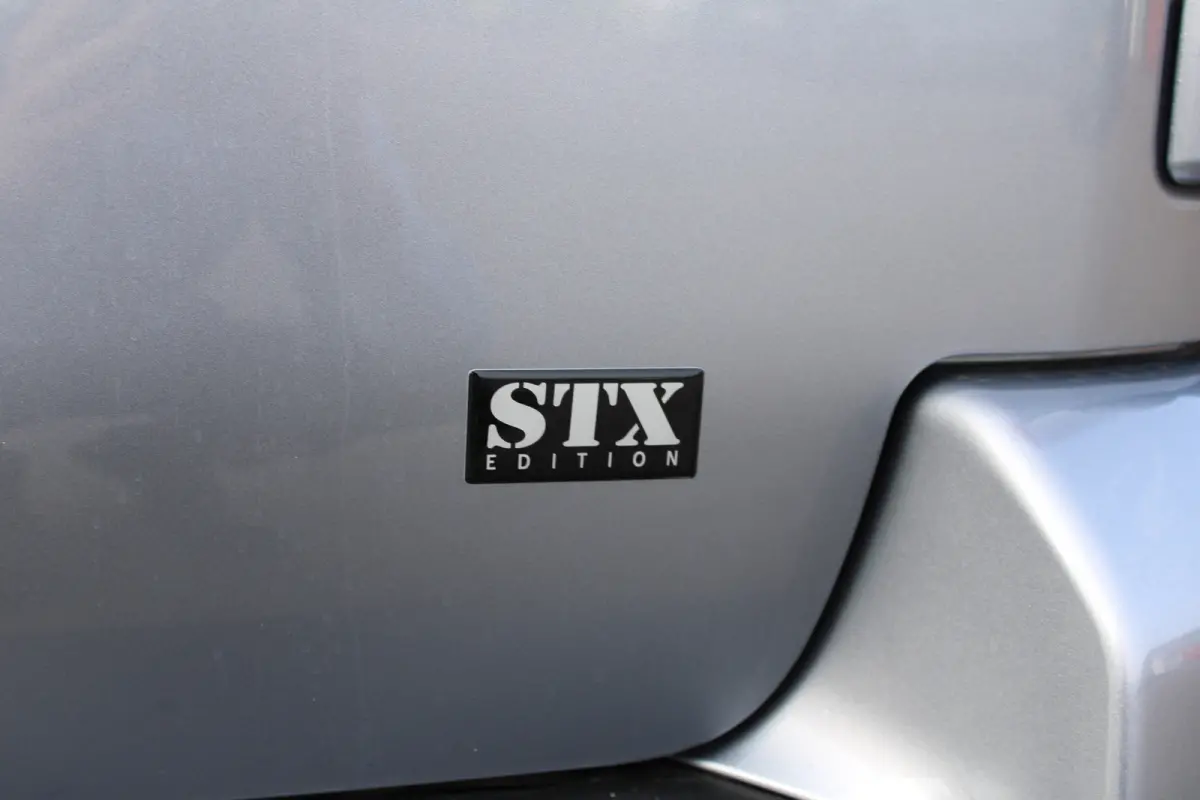 STX L3 75 kWh 136 PK | 8 JAAR GARANTIE | LEDER | CAMERA | BETIMMERING | STOEL + STUUR VERWARMING | DRAADLOOS CARPLAY | VOORRAADVOORDEEL !