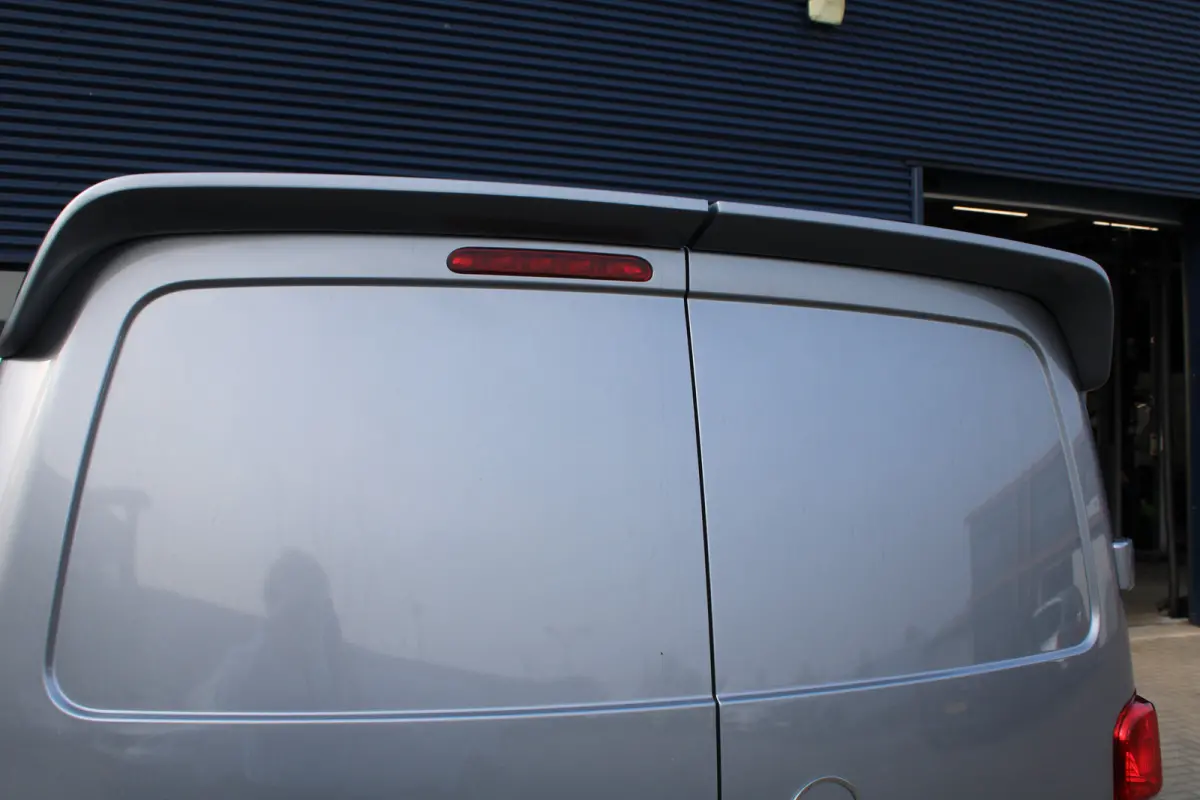 STX L3 75 kWh 136 PK | 8 JAAR GARANTIE | LEDER | CAMERA | BETIMMERING | STOEL + STUUR VERWARMING | DRAADLOOS CARPLAY | VOORRAADVOORDEEL !