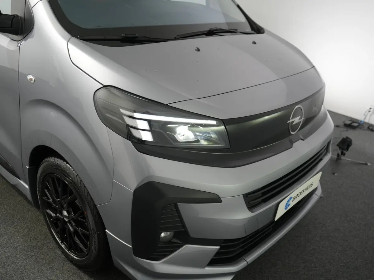 Electric L3 75 kWh STX | Achterspoiler | City pakket | Comfort Pakket