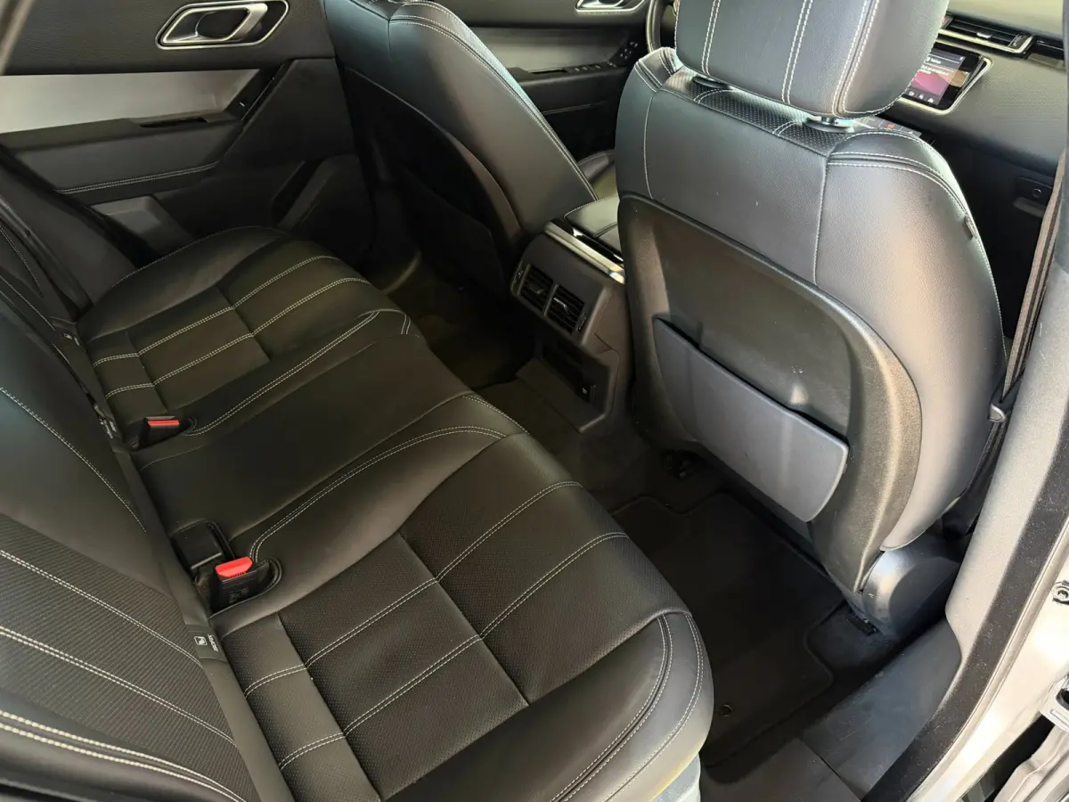 2.0 P250 Turbo AWD SE