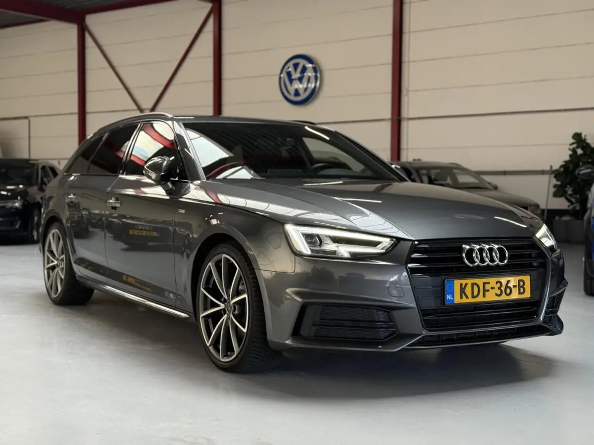 1.4 TFSI | S line | Black optic | 19" | Ambient