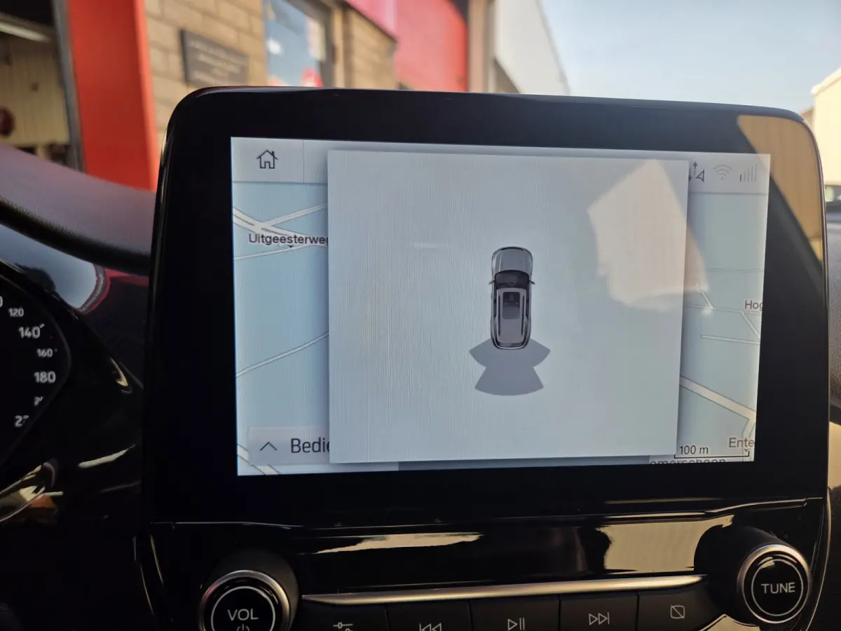 1.0 EcoBoost Titanium Parkeersensoren Achter / Navigatie/ Apple carplay-android auto/ Rijklaarprijs!