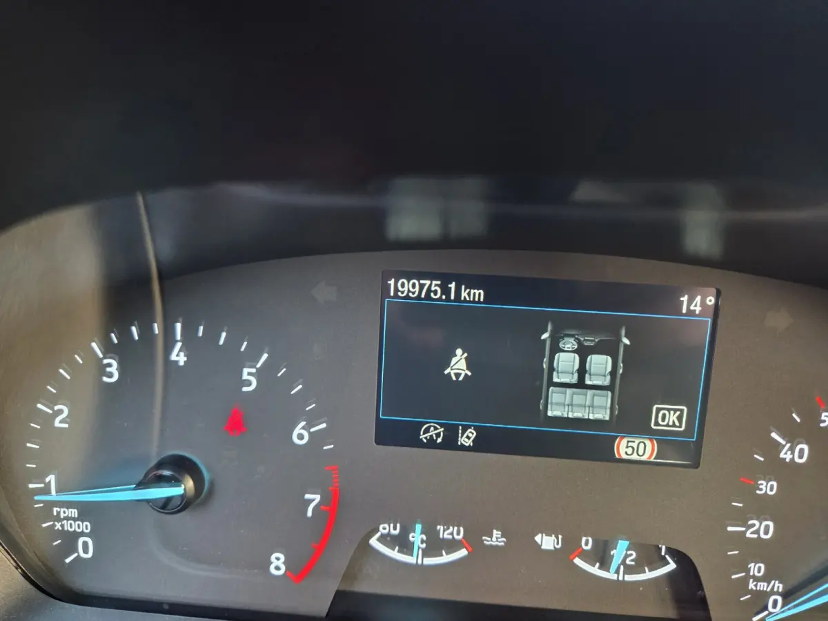 1.0 EcoBoost Titanium Parkeersensoren Achter / Navigatie/ Apple carplay-android auto/ Rijklaarprijs!