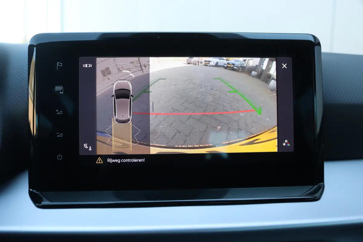 95PK EcoTSI FR Business Intense Navigatie/Camera/Stoelverwarming/Full-LED
