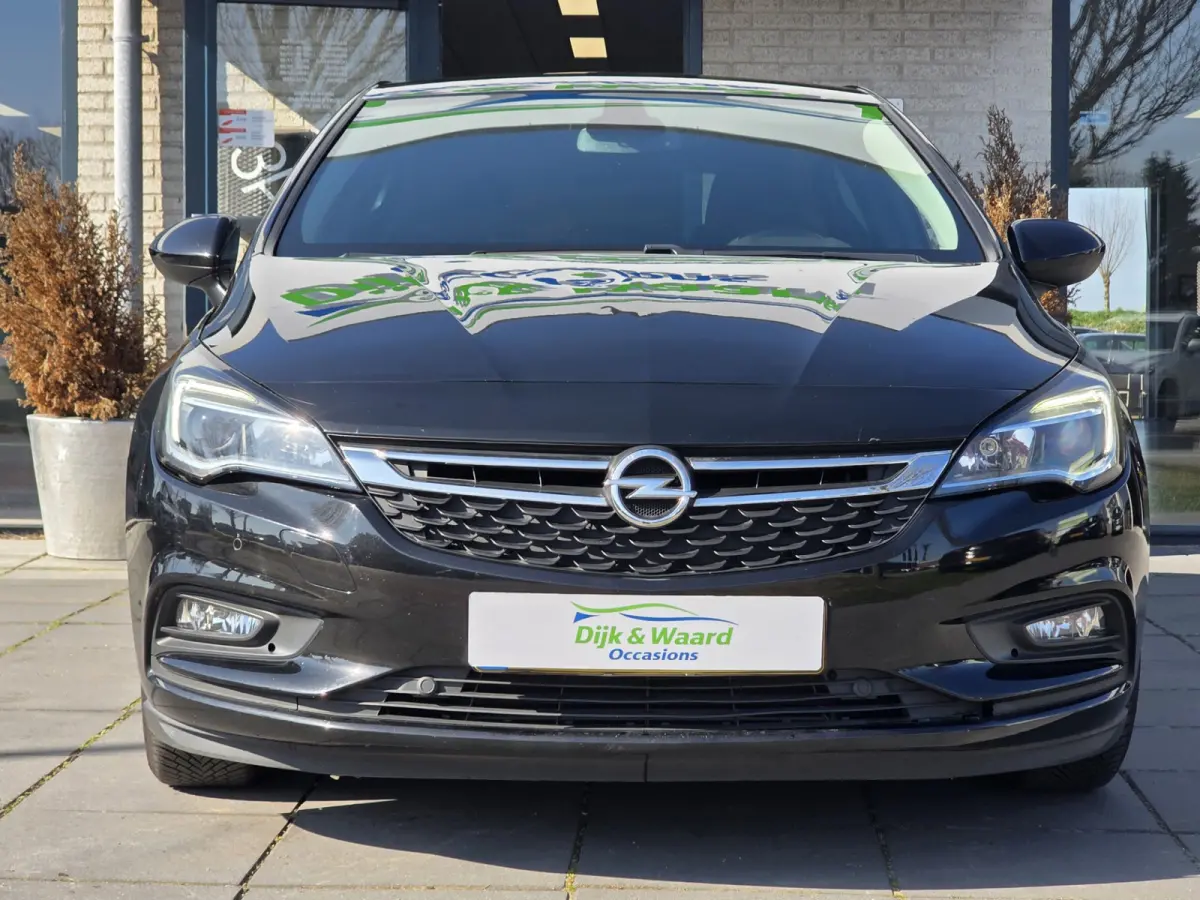 1.0 Online Edition – NAP – Trekhaak – Parkeersensoren – Cruise – Airco