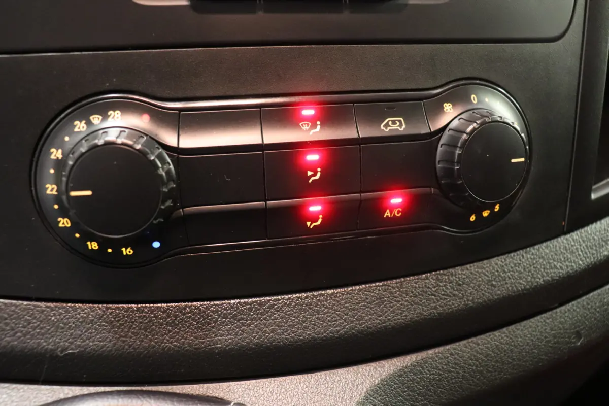 111 CDI XL EURO 6 - Airco - Camera - Trekhaak - €8.950,- excl.