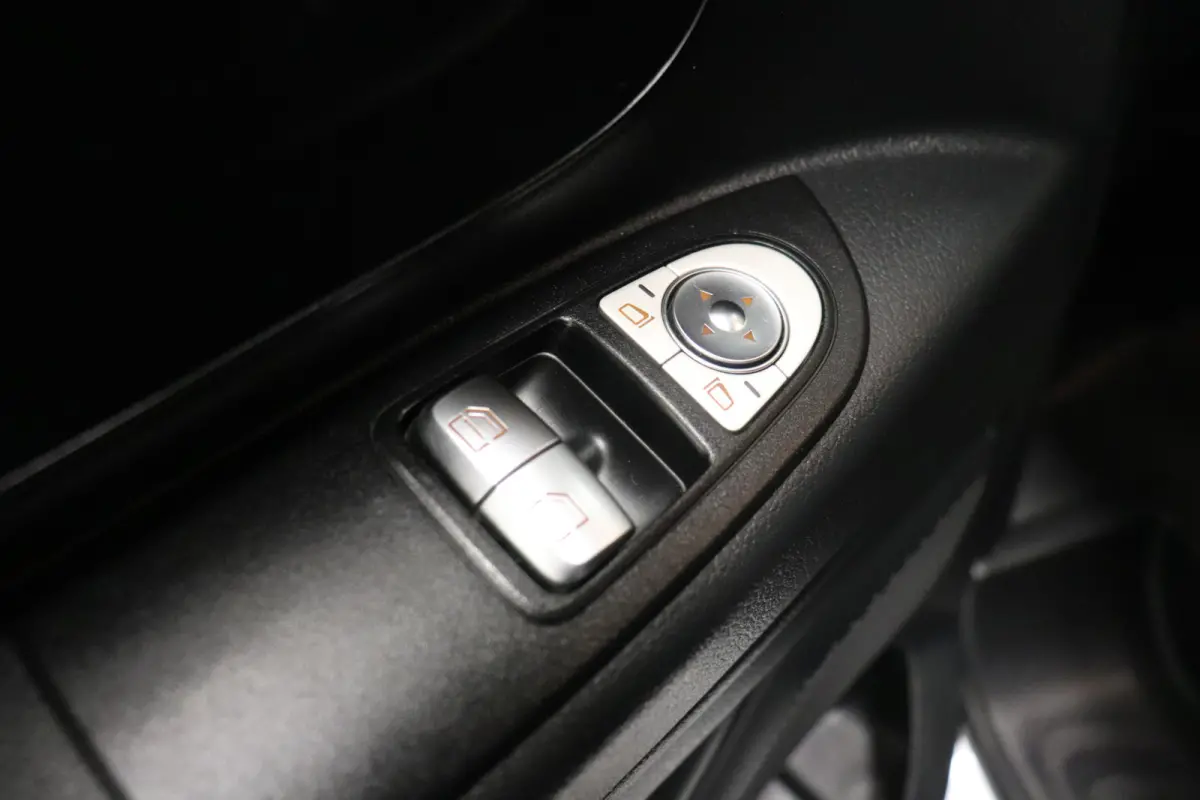 111 CDI XL EURO 6 - Airco - Camera - Trekhaak - €8.950,- excl.