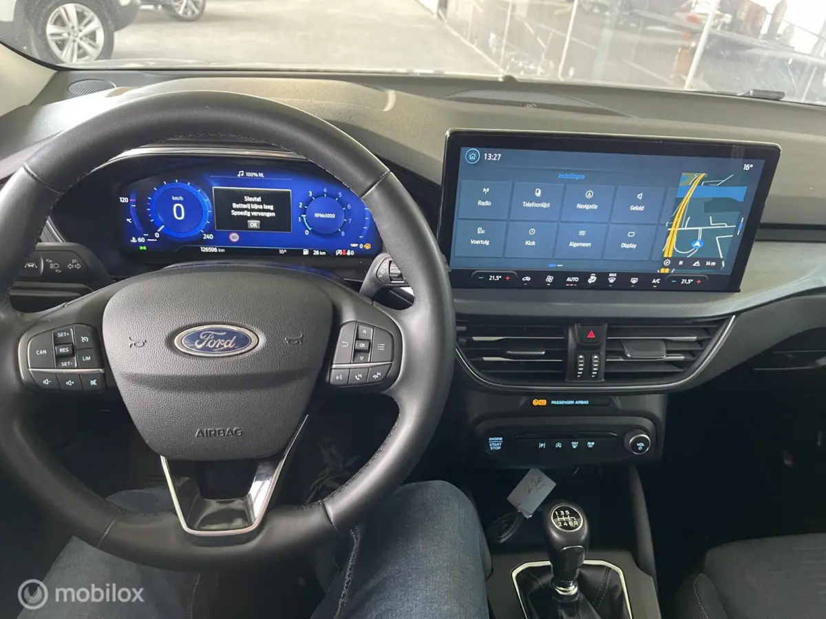 1.0 EcoBoost Hybrid Titanium Styl