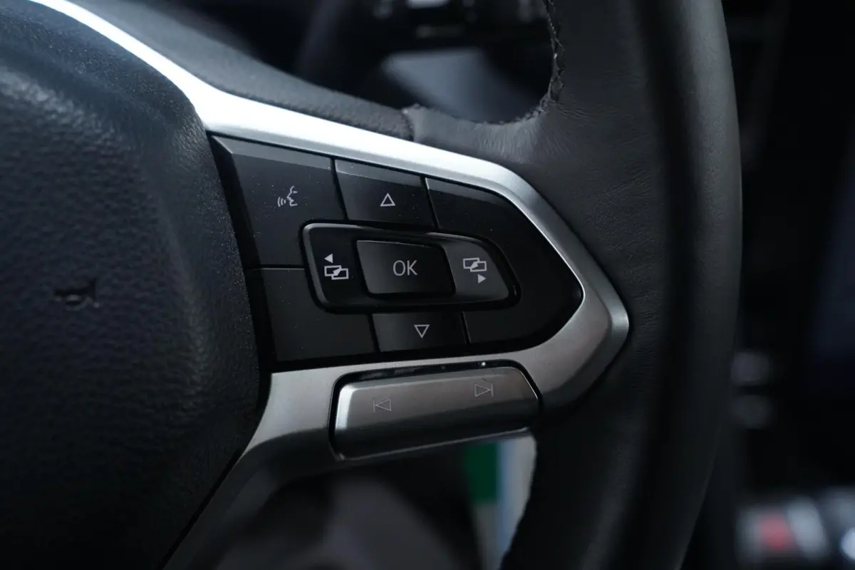 2.0 TDI 205 pk Life Trekhaak 3.200 kg, 2-Zits Apple Carplay, Camera achter, PDC V+A