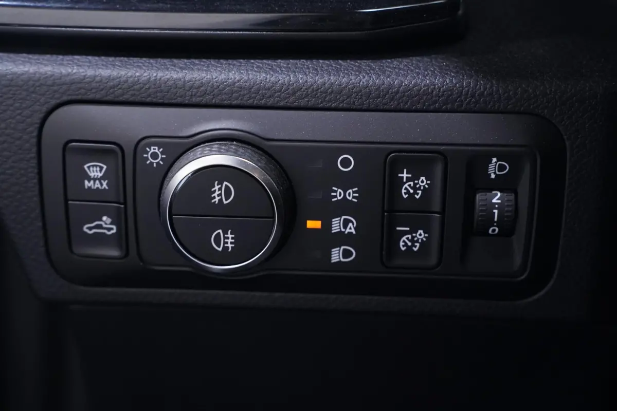 2.0 TDI 205 pk Life Trekhaak 3.200 kg, 2-Zits Apple Carplay, Camera achter, PDC V+A