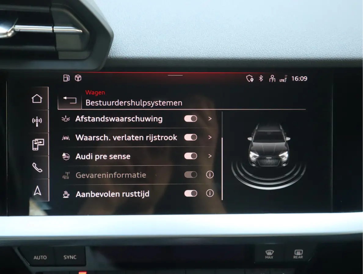 40 TFSI e Business edition Navi / Cruise / Carplay / LED / Btw auto / 204 pk