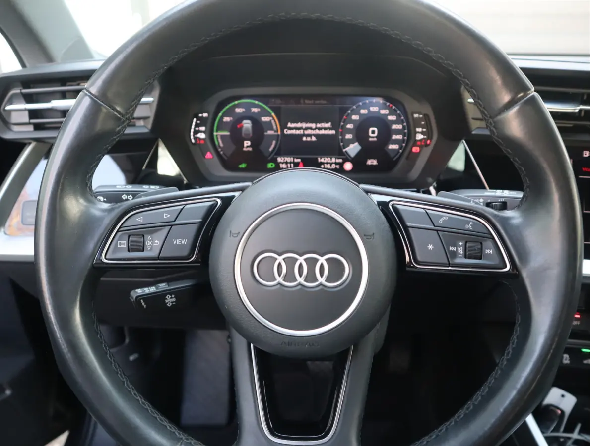 40 TFSI e Business edition Navi / Cruise / Carplay / LED / Btw auto / 204 pk