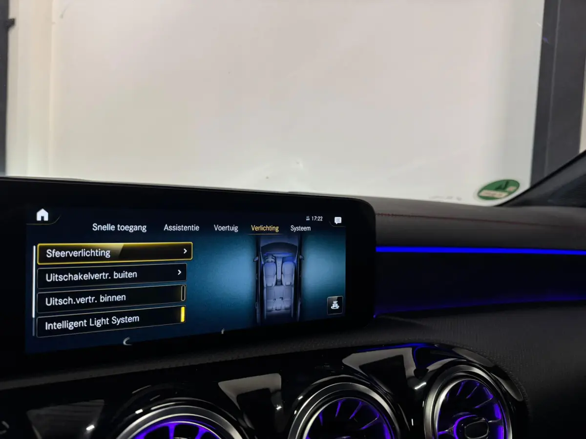 250 4MATIC AMG Line PANO HUD VOL'