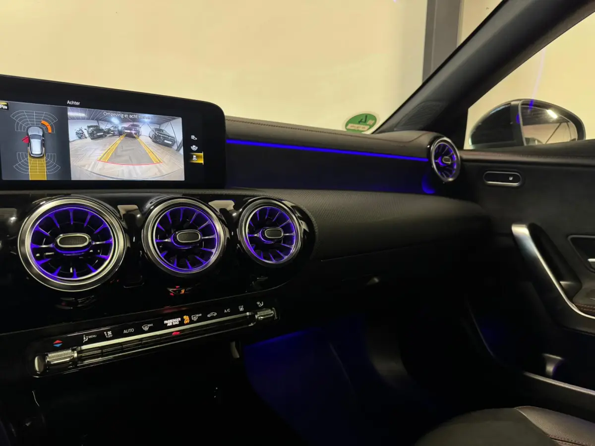 250 4MATIC AMG Line PANO HUD VOL'