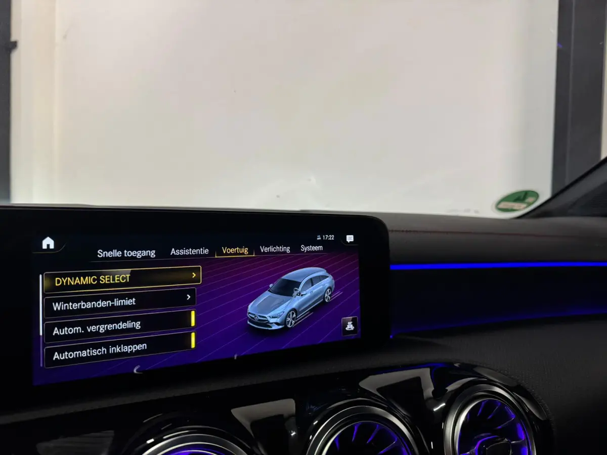 250 4MATIC AMG Line PANO HUD VOL'