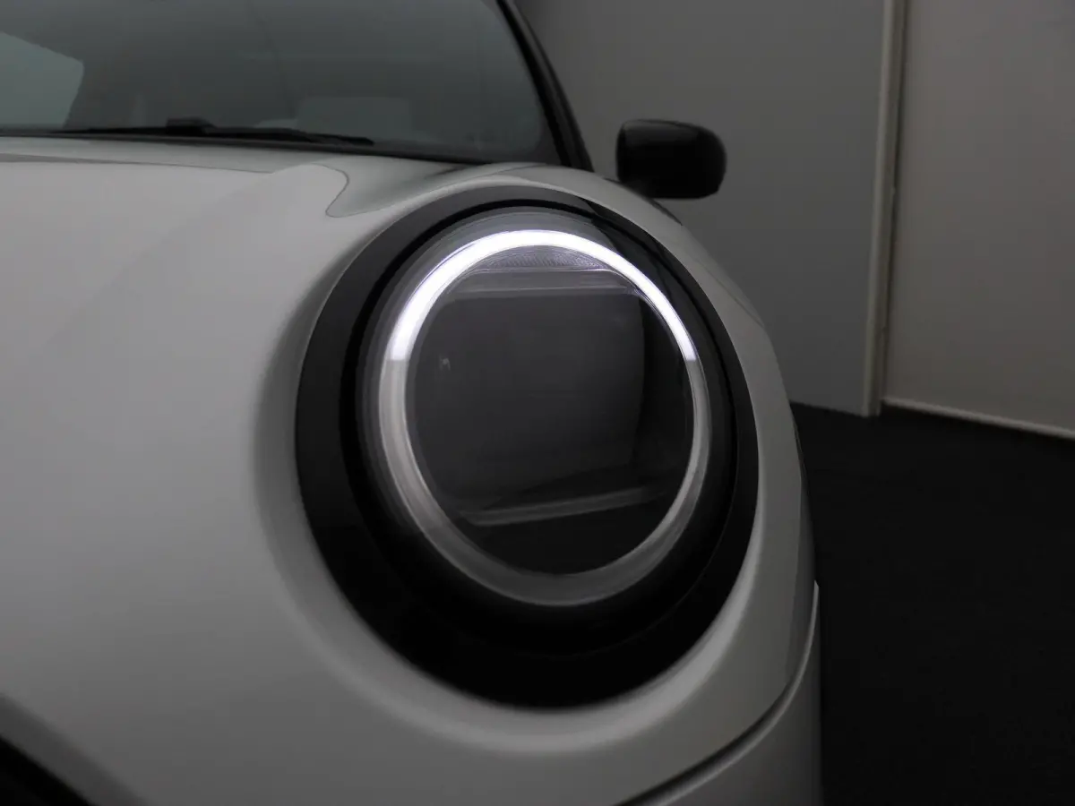 Cooper S Pakket XL + Glazen panoramadak + Harman Kardon + Camera + Driving Assistant Plus + Elektrisch verstelbare stoelen + Massage