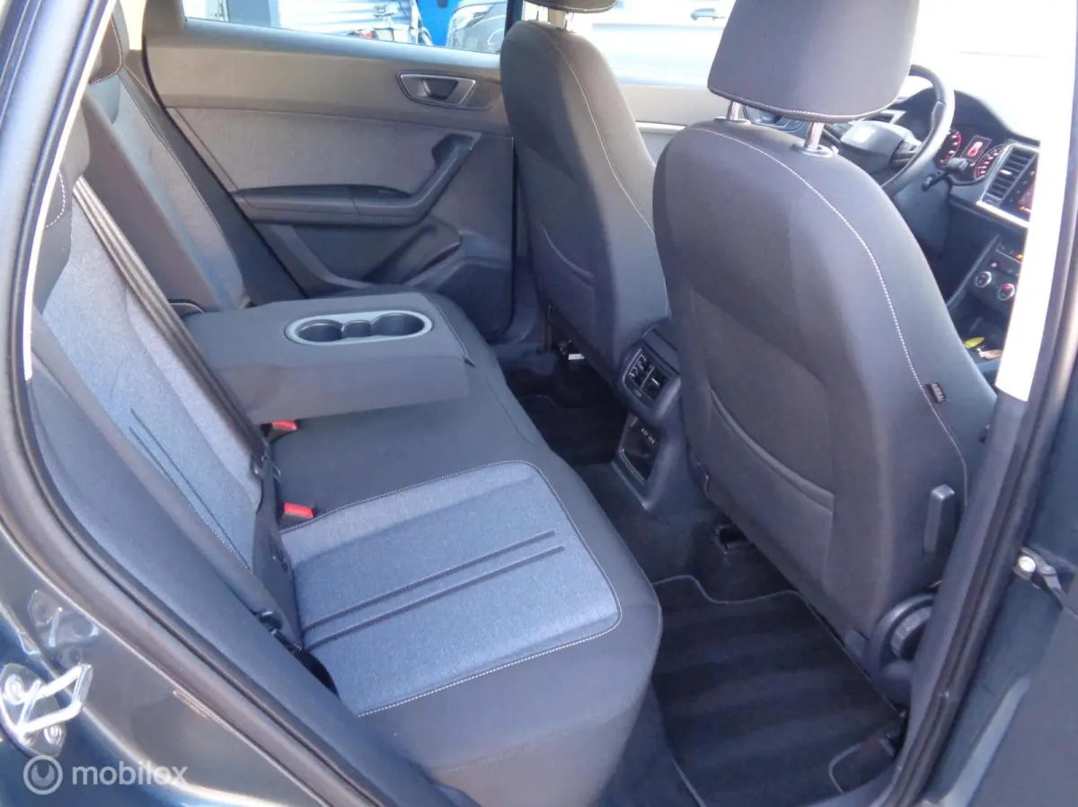 1.0 TSI Style Business Intense/Airco/LED/LM velgen/Apple Carplay/1st eig/Nieuwstaat/Zuinig in verbruik