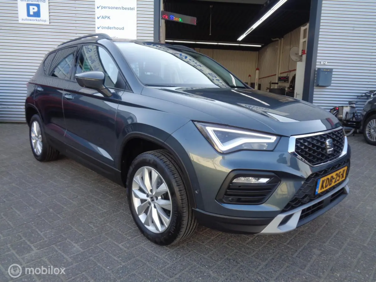 1.0 TSI Style Business Intense/Airco/LED/LM velgen/Apple Carplay/1st eig/Nieuwstaat/Zuinig in verbruik