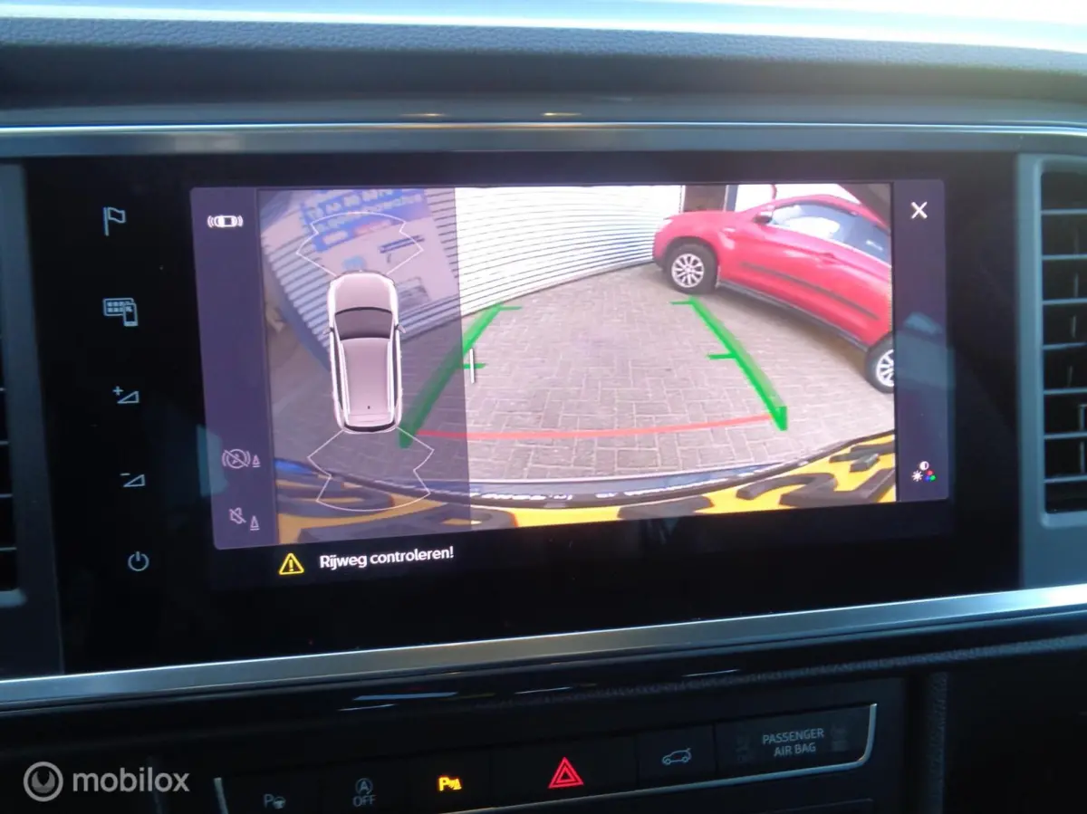 1.0 TSI Style Business Intense/Airco/LED/LM velgen/Apple Carplay/1st eig/Nieuwstaat/Zuinig in verbruik