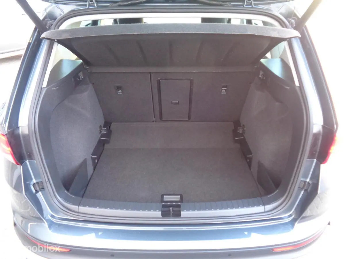 1.0 TSI Style Business Intense/Airco/LED/LM velgen/Apple Carplay/1st eig/Nieuwstaat/Zuinig in verbruik