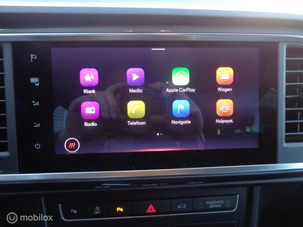 1.0 TSI Style Business Intense/Airco/LED/LM velgen/Apple Carplay/1st eig/Nieuwstaat/Zuinig in verbruik