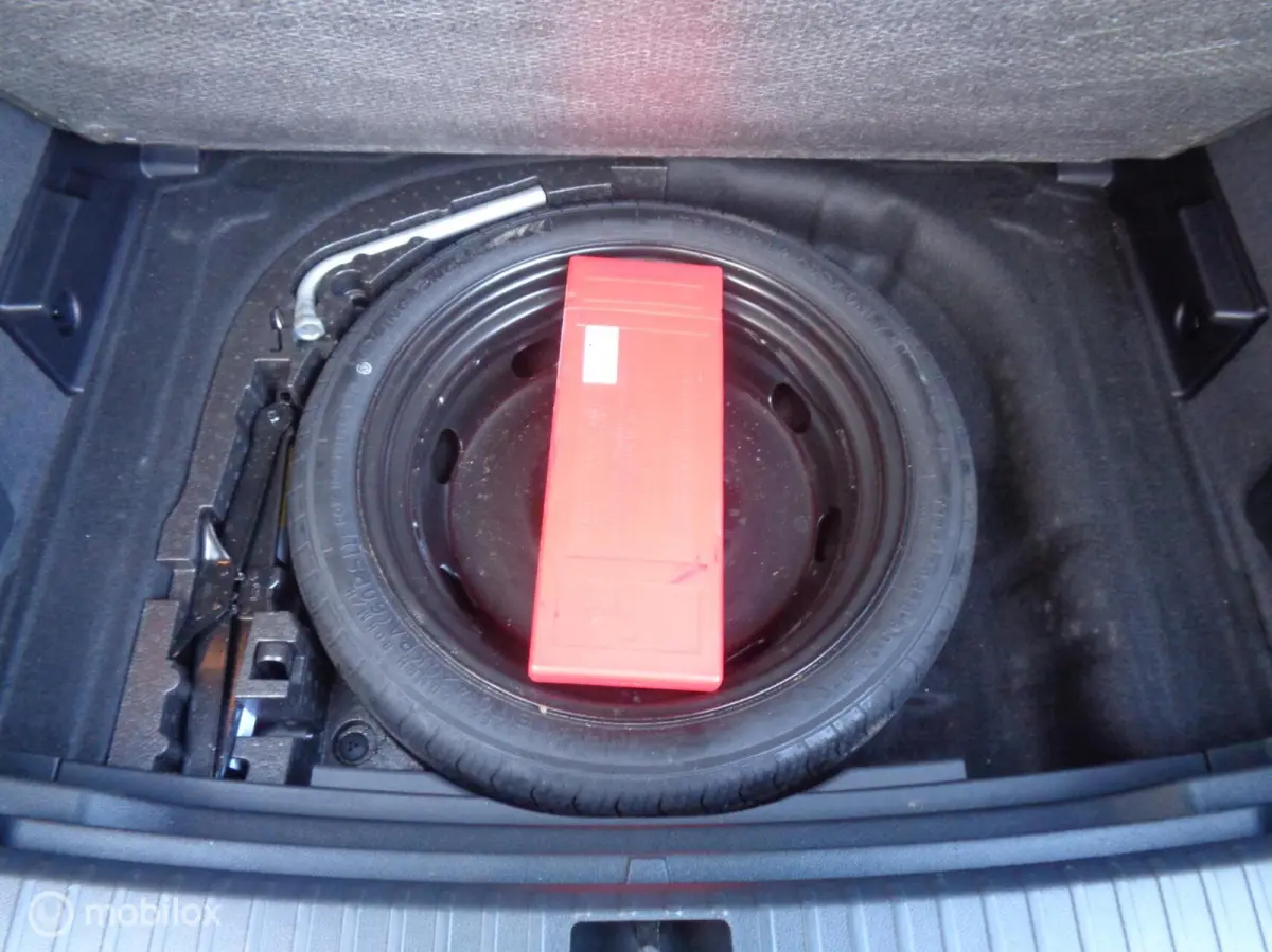 1.0 TSI Style Business Intense/Airco/LED/LM velgen/Apple Carplay/1st eig/Nieuwstaat/Zuinig in verbruik