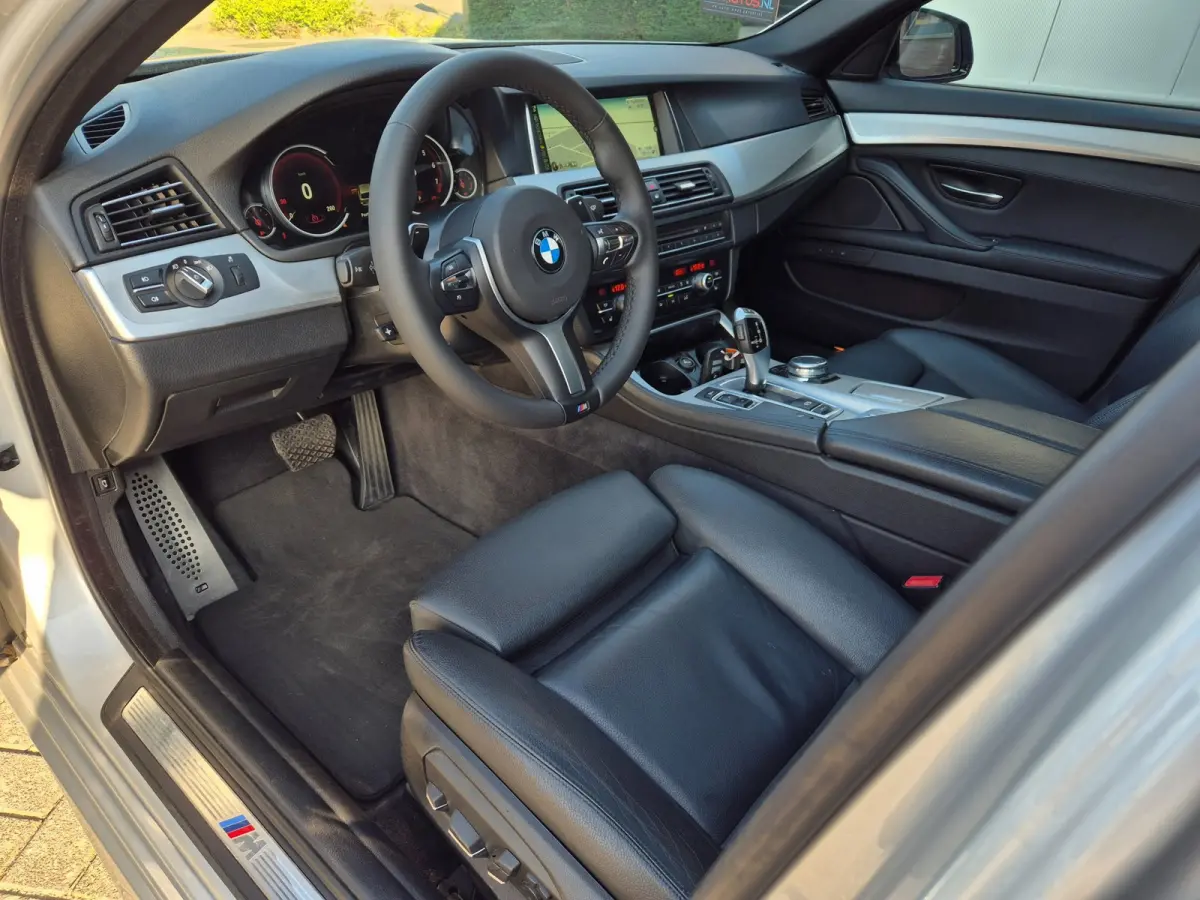 F11 M Sport Panorama Elek. Stoelen Leder Navigatie Pro TOP STAAT NAP NL 520i M Sport Edition