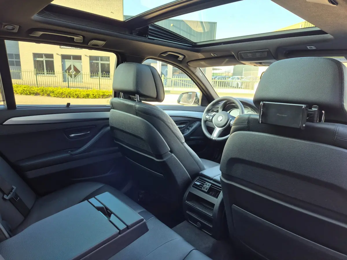 F11 M Sport Panorama Elek. Stoelen Leder Navigatie Pro TOP STAAT NAP NL 520i M Sport Edition