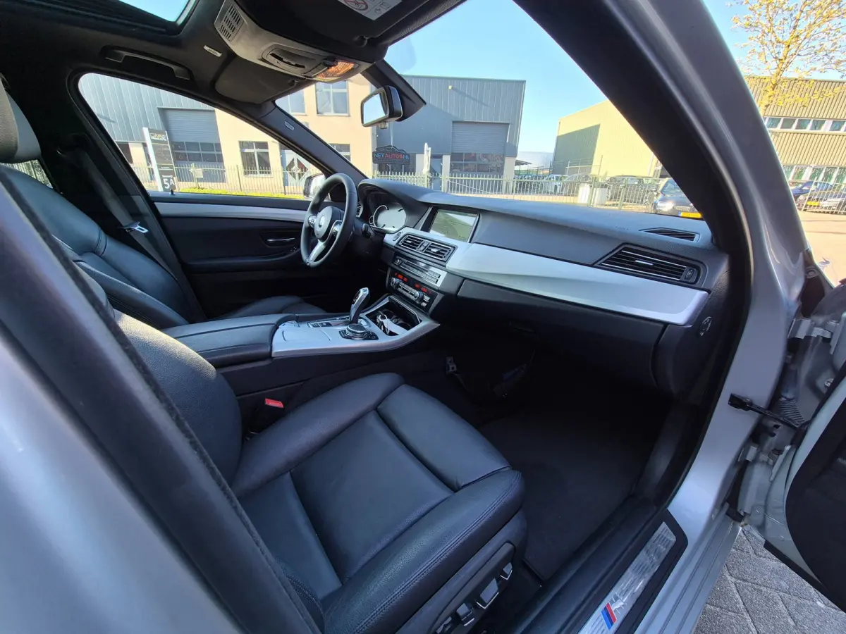 F11 M Sport Panorama Elek. Stoelen Leder Navigatie Pro TOP STAAT NAP NL 520i M Sport Edition