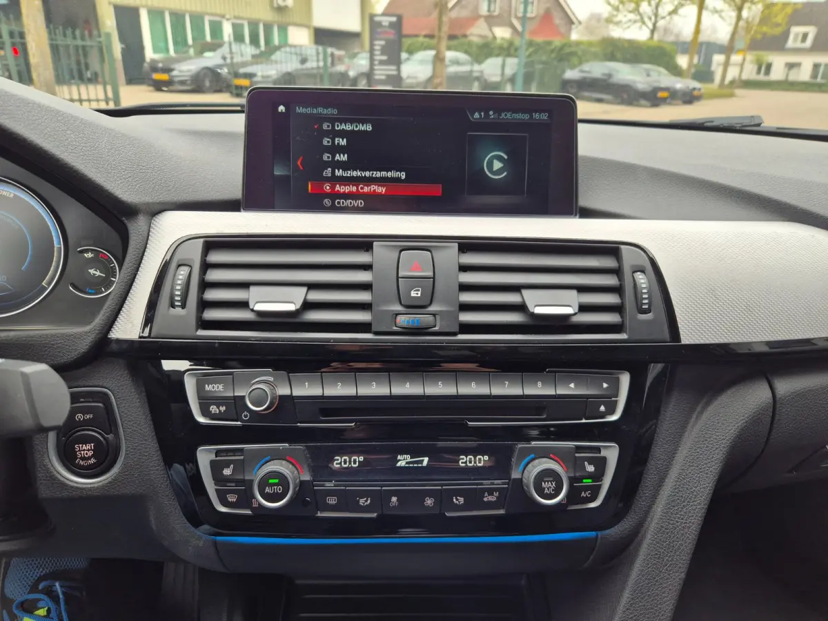 320i B48 M Sport Apple CarPlay virtual dash 6wb Leder Rijklaar NAP 320i Corporate Lease High Executive