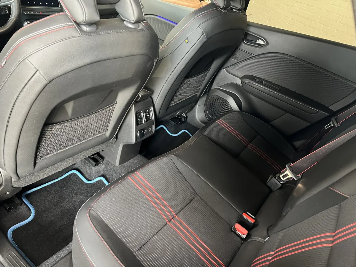 1.3 TCe 140 R.S. Line | Stoel, Stuur & Voorruitverwarming | Navi | Camera | Carplay | 100% Renault Dealer Onderhouden!