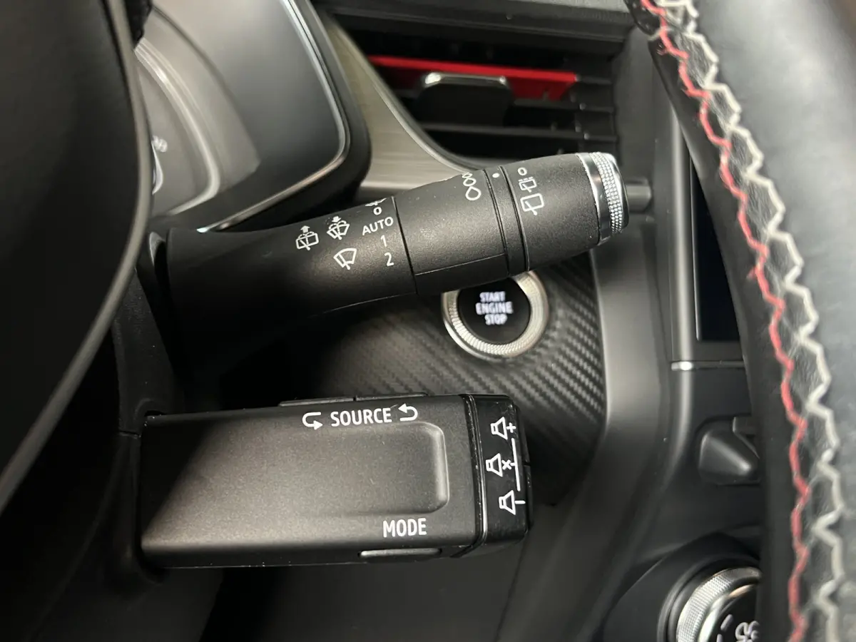 1.3 TCe 140 R.S. Line | Stoel, Stuur & Voorruitverwarming | Navi | Camera | Carplay | 100% Renault Dealer Onderhouden!