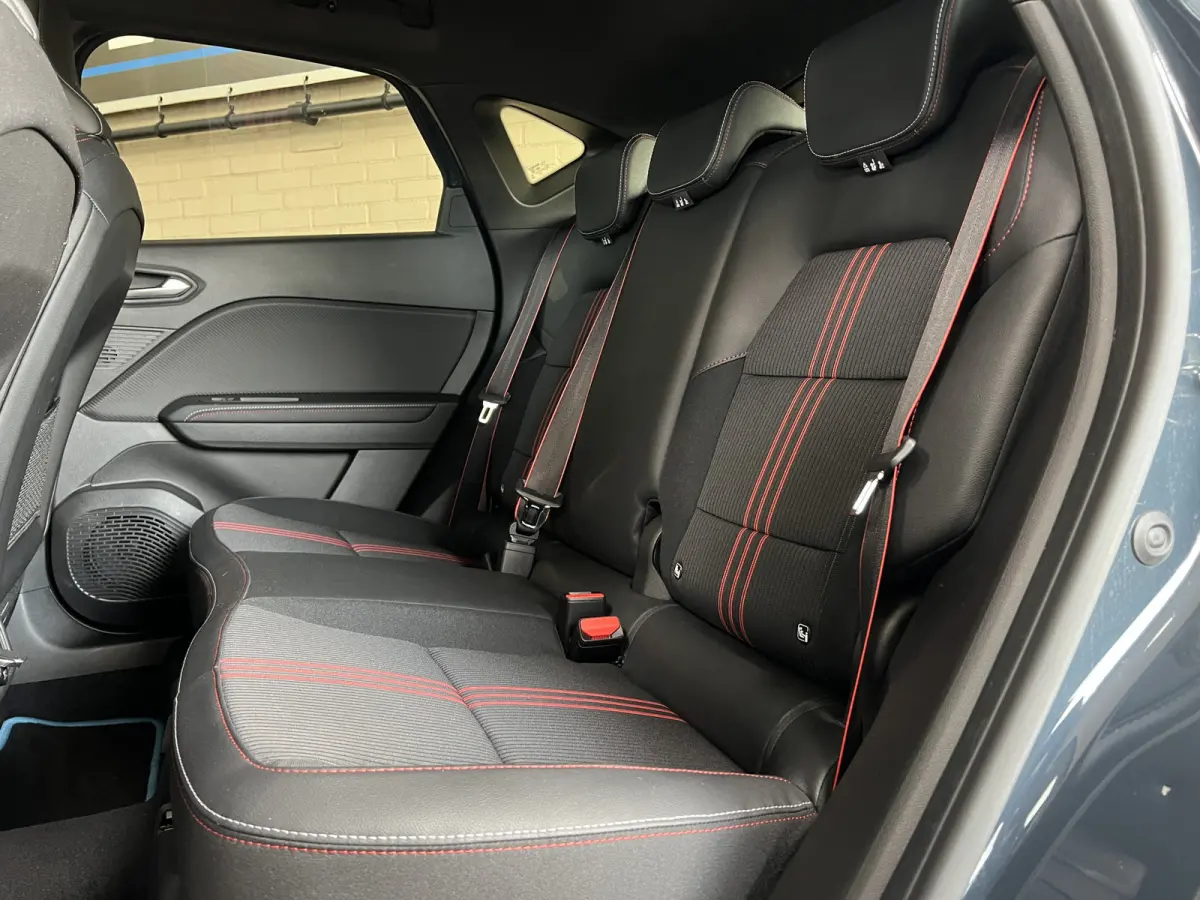 1.3 TCe 140 R.S. Line | Stoel, Stuur & Voorruitverwarming | Navi | Camera | Carplay | 100% Renault Dealer Onderhouden!