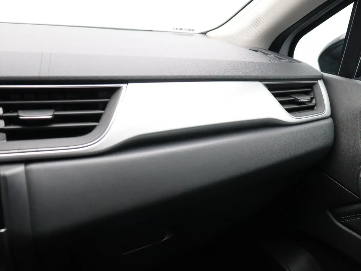 1.6 E-Tech Hybrid 145 Techno | Achteruitrijcamera | Lichtmetalen velgen | All season banden |