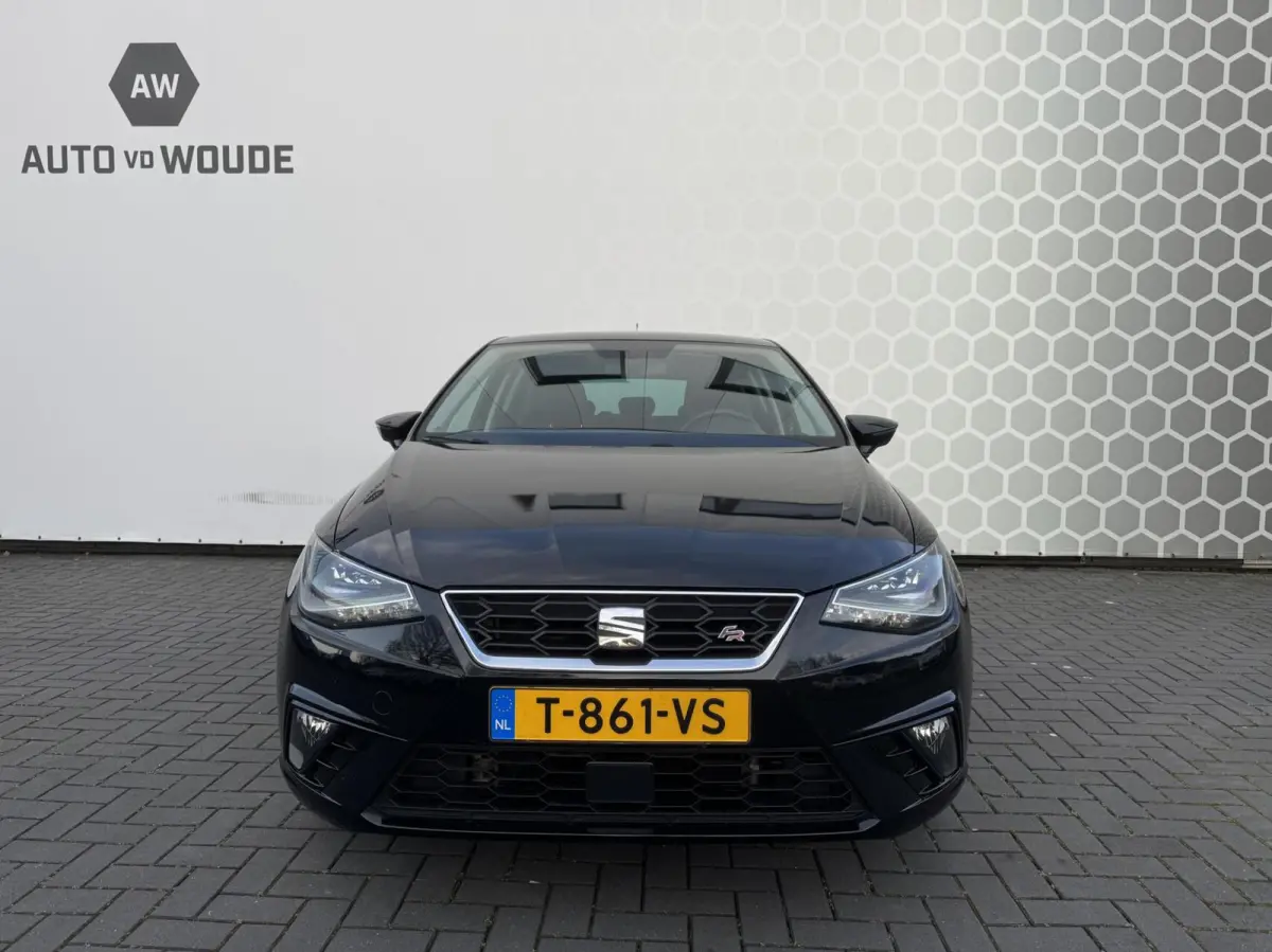 1.0 TGI FR Business Intense Stoelverwarming