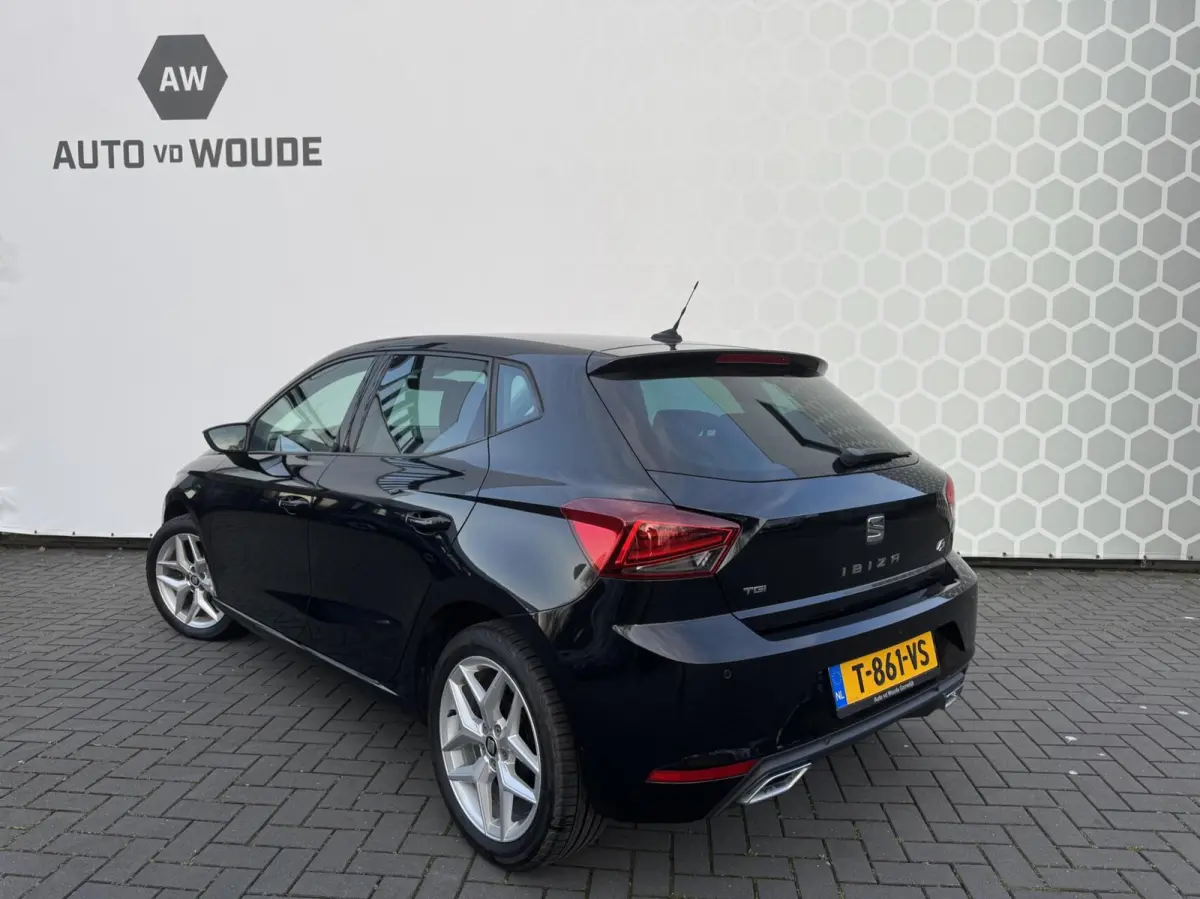 1.0 TGI FR Business Intense Stoelverwarming
