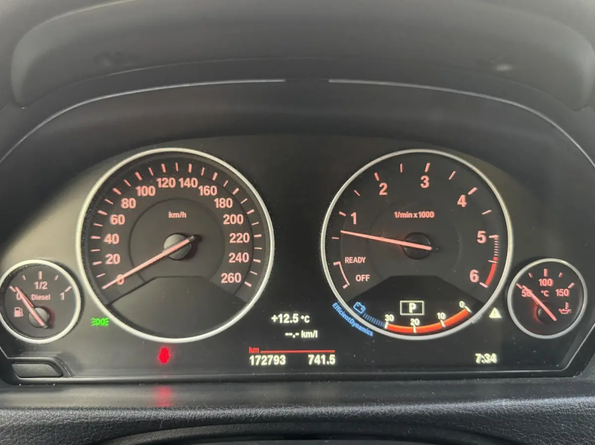 330d Centennial High Executive Trekhaak Nieuwe APK