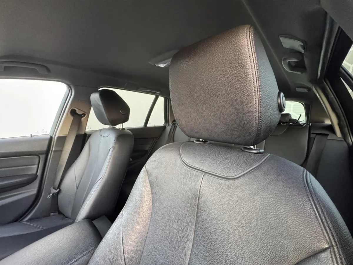 330d Centennial High Executive Trekhaak Nieuwe APK
