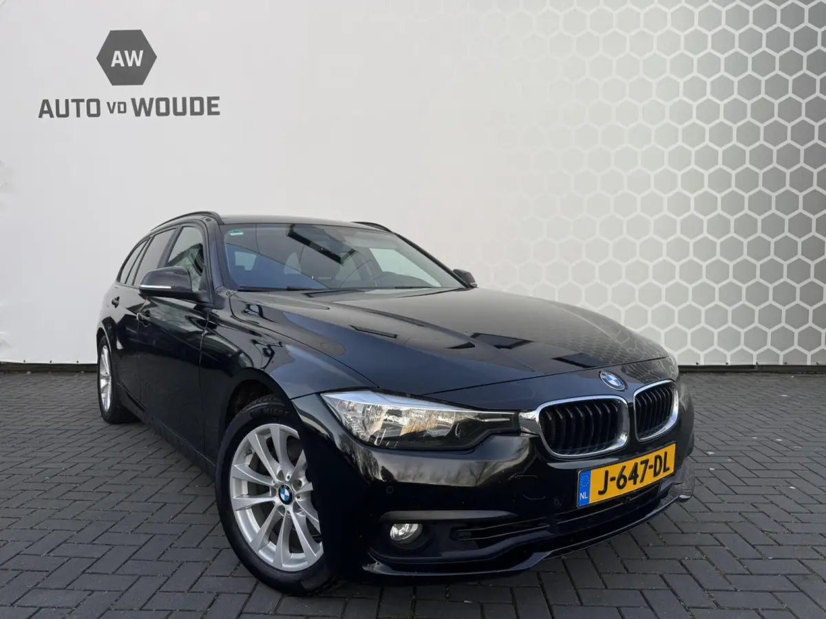 330d Centennial High Executive Trekhaak Nieuwe APK