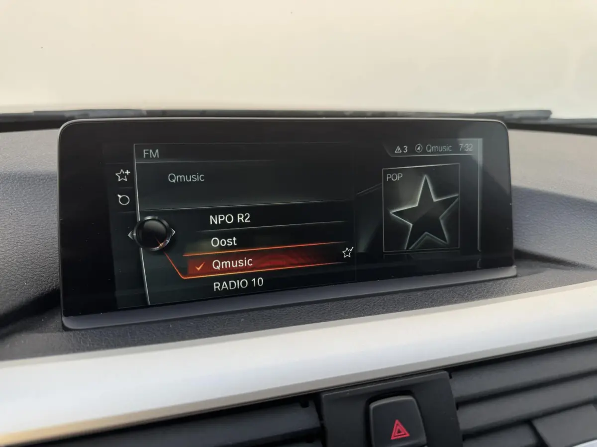 330d Centennial High Executive Trekhaak Nieuwe APK