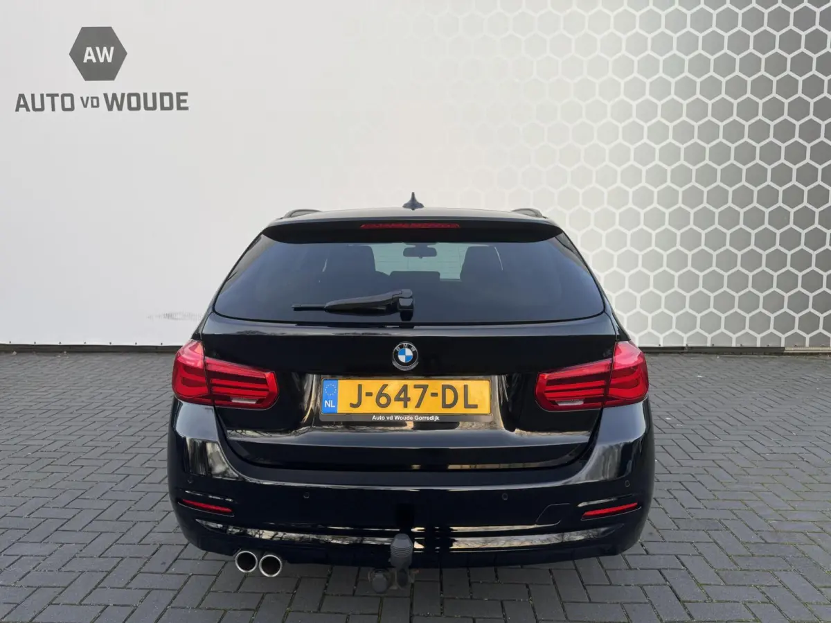 330d Centennial High Executive Trekhaak Nieuwe APK