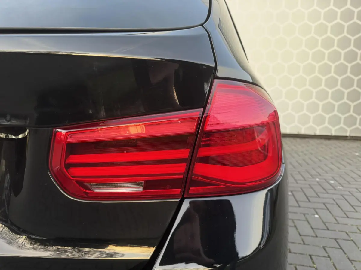 330d Centennial High Executive Trekhaak Nieuwe APK