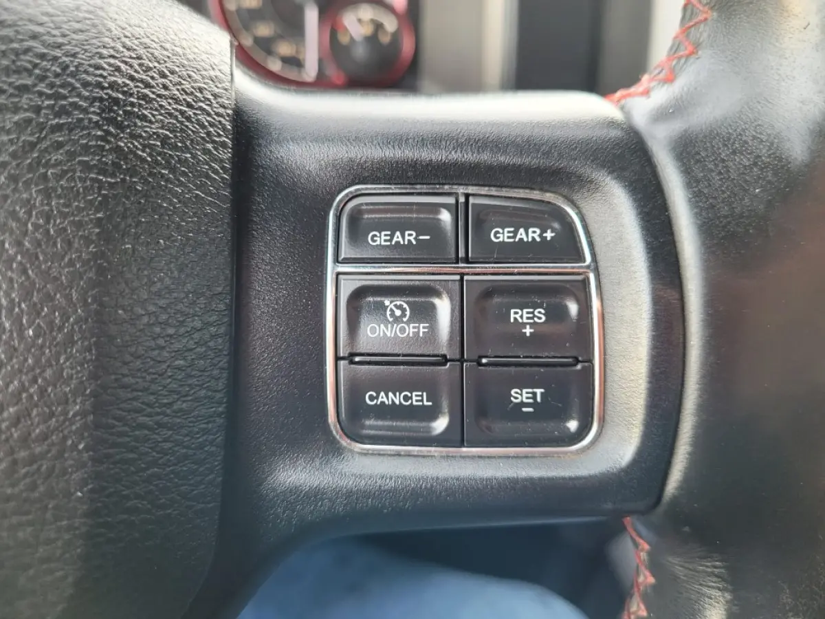 1500 5.7 V8 4x4 Crew Cab 5'7 Rebel Leder, Luchtvering, Trekh 3500