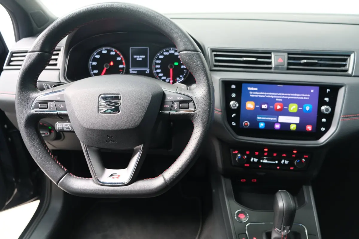 1.0 TSI FR Business Intense Automaat - N.A.P. Airco, Cruise, PDC, Navi, Carplay, Camera.