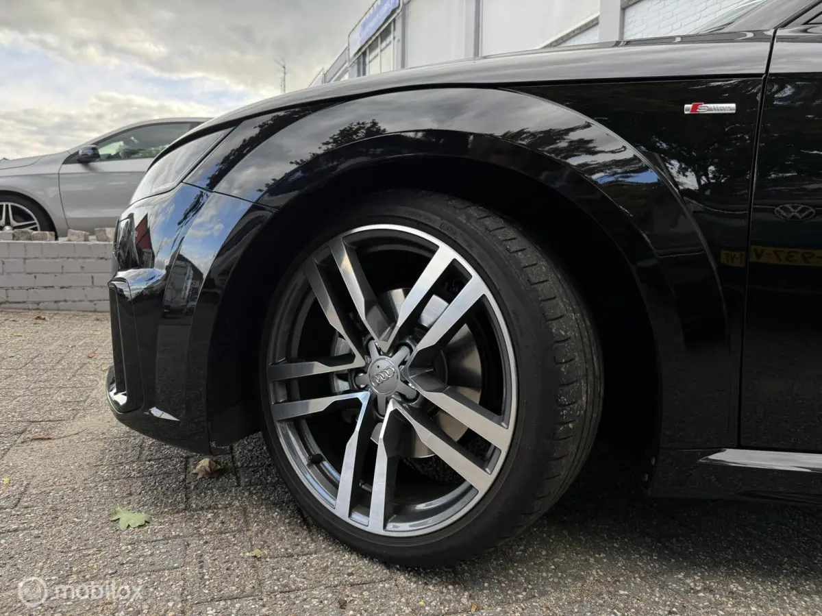 40 TFSI Pro Line S Competition